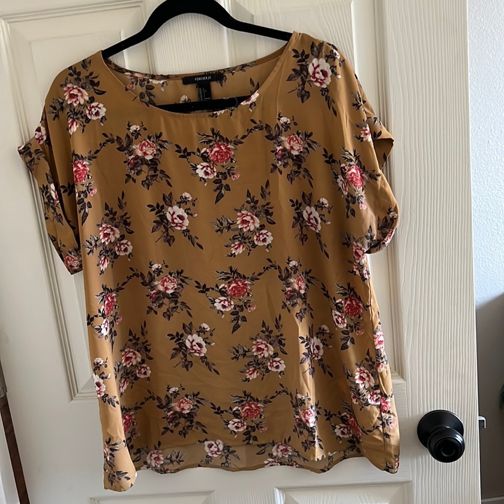 Forever 21 Floral Top